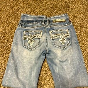 Rock revival jeans with very pretty pockets